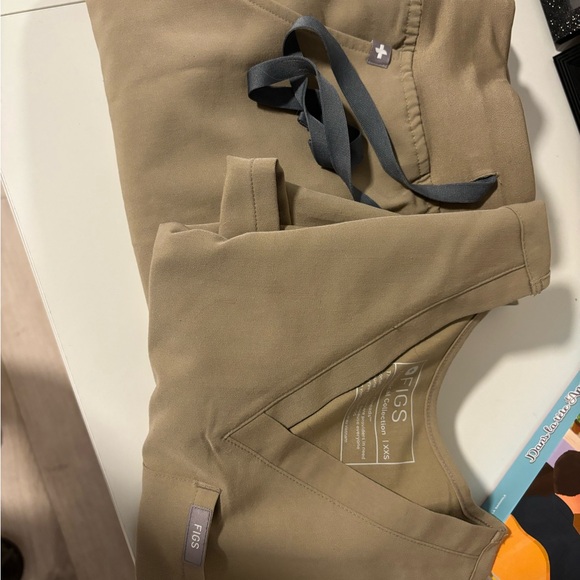 Figs xxS petite haut et bas - Picture 3 of 3